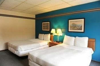 Americas Best Value Inn Story City Exteriör bild