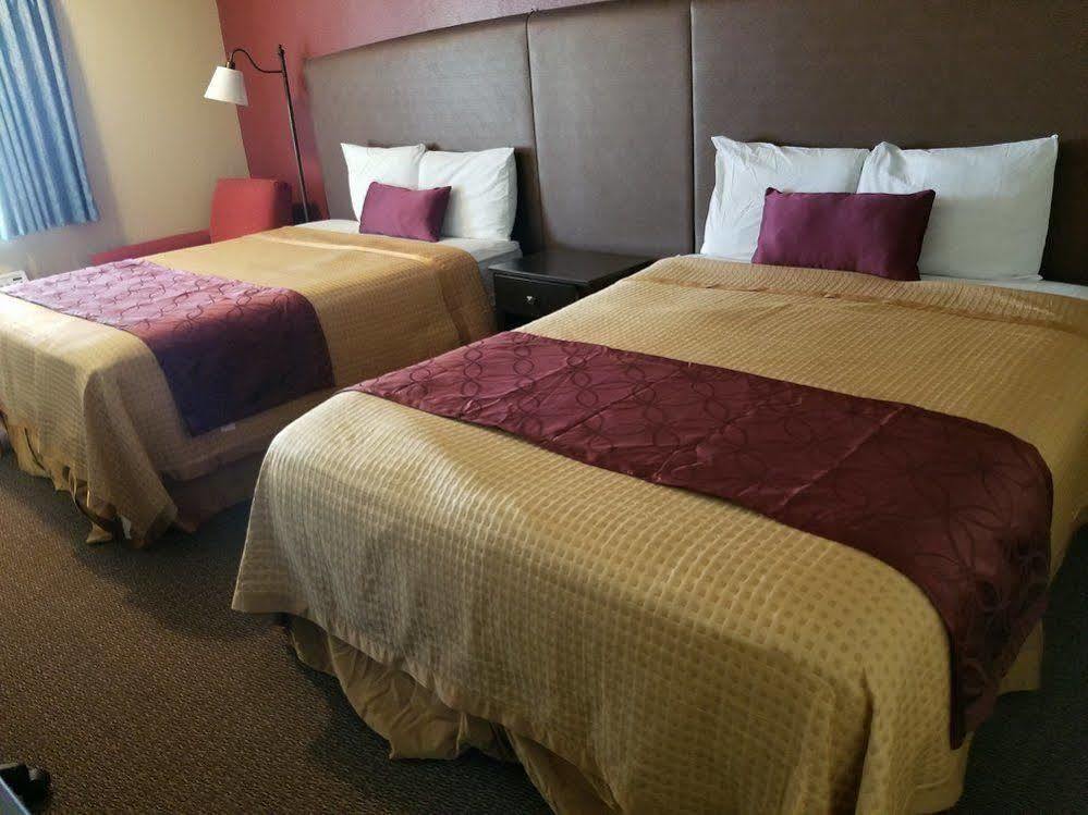 Americas Best Value Inn Story City Exteriör bild